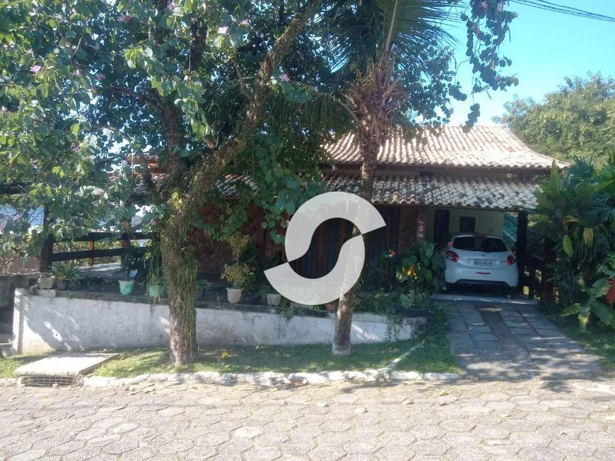 Foto 1 de Casa de Condomínio com 3 Quartos à venda, 156m² em Sapê, Niterói