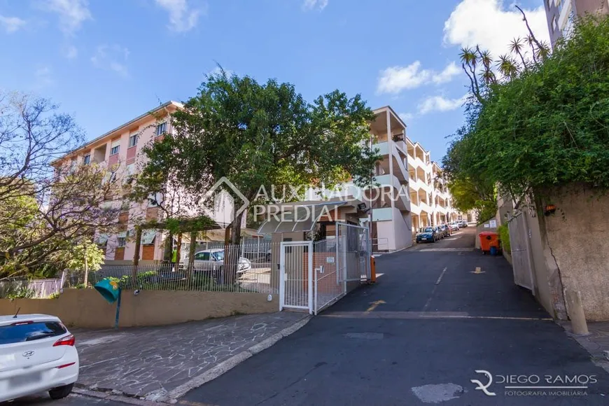 Foto 1 de Apartamento com 3 Quartos à venda, 75m² em Rio Branco, Porto Alegre