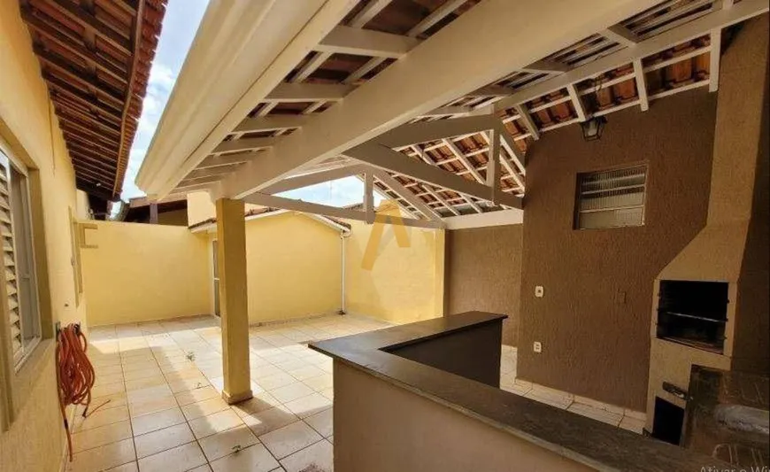 Foto 1 de Casa com 3 Quartos à venda, 152m² em Vila Tibério, Ribeirão Preto