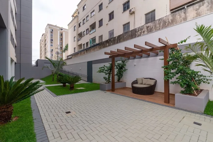 Foto 1 de Apartamento com 3 Quartos à venda, 65m² em São Vicente, Londrina