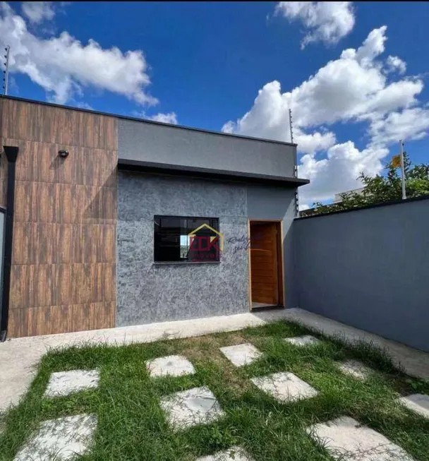 Foto 1 de Casa com 3 Quartos à venda, 125m² em Residencial Estoril, Taubaté