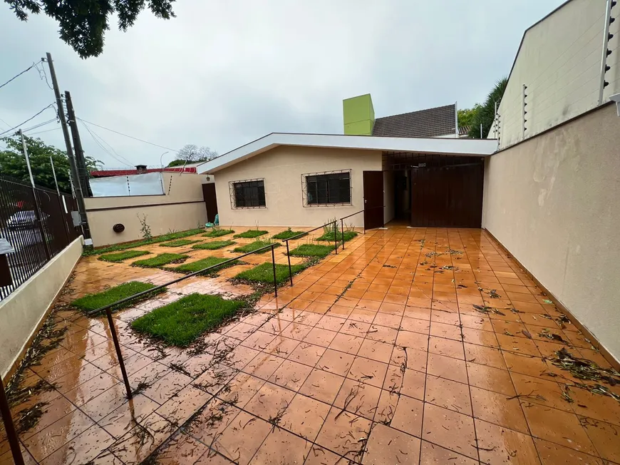Foto 1 de Casa com 5 Quartos para venda ou aluguel, 187m² em Campo Belo, Londrina