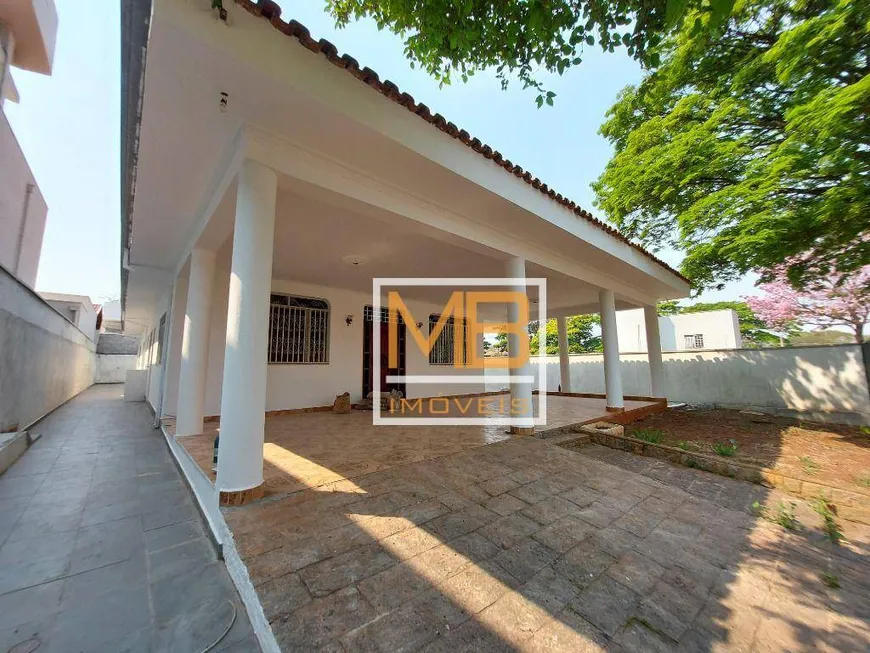 Foto 1 de Casa com 4 Quartos para venda ou aluguel, 273m² em Cidade Universitária, Campinas