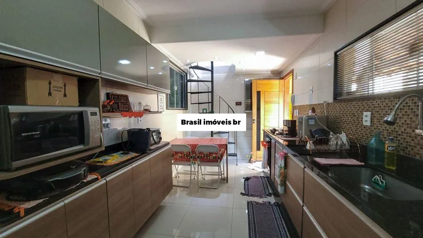 Foto 1 de Casa com 3 Quartos à venda, 128m² em Santa Rosa, Niterói