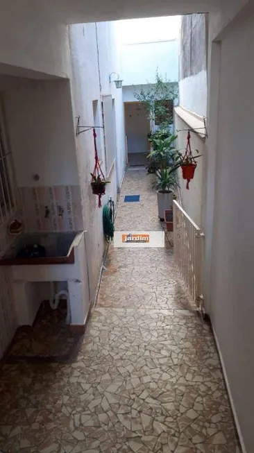 Foto 1 de Casa com 3 Quartos à venda, 241m² em Vila Valparaiso, Santo André