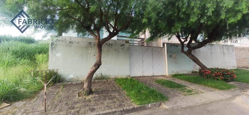 Foto 1 de Casa com 3 Quartos à venda, 200m² em Joao XXIII, Vinhedo