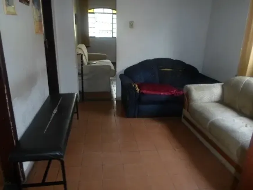 Foto 1 de Casa com 3 Quartos à venda, 300m² em Nova Floresta, Belo Horizonte