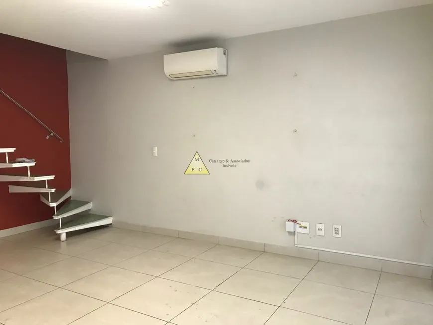 Foto 1 de Imóvel Comercial para alugar, 121m² em Vila Hamburguesa, São Paulo