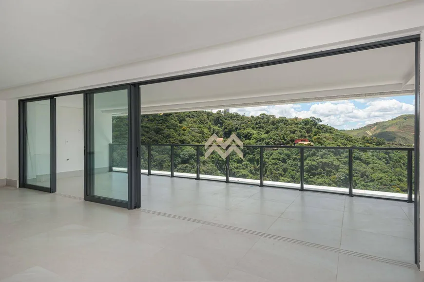 Foto 1 de Apartamento com 4 Quartos à venda, 190m² em Vale do Sereno, Nova Lima