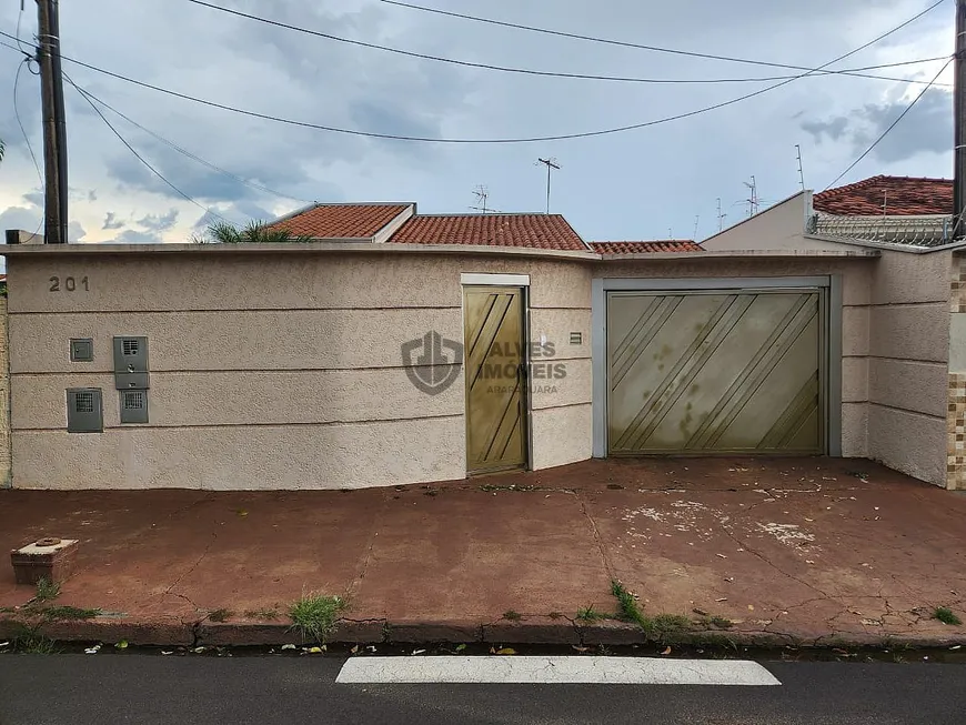 Foto 1 de Casa com 3 Quartos à venda, 159m² em Jardim das Estações - Vila Xavier, Araraquara