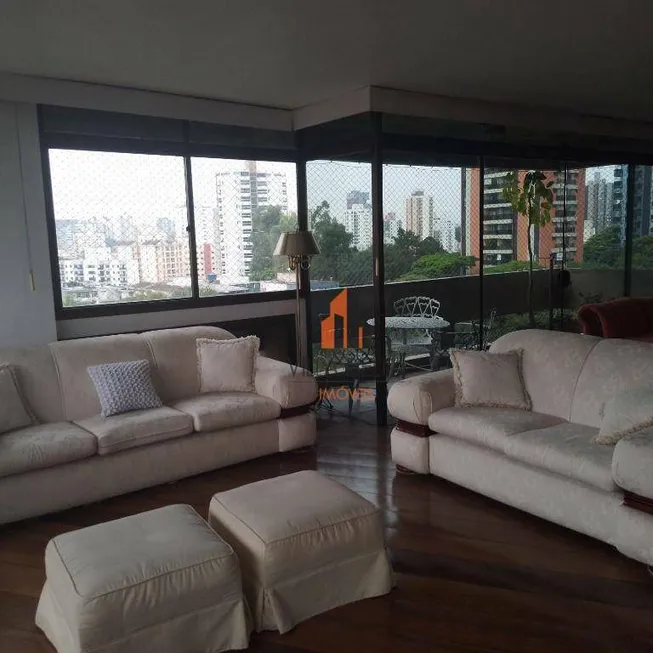 Foto 1 de Apartamento com 4 Quartos à venda, 203m² em Vila Bastos, Santo André