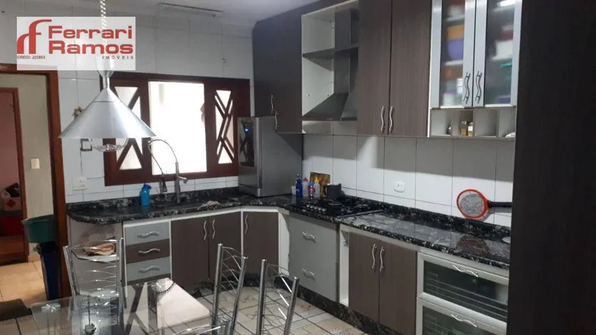 Foto 1 de Sobrado com 3 Quartos à venda, 240m² em Vila Rosalia, Guarulhos