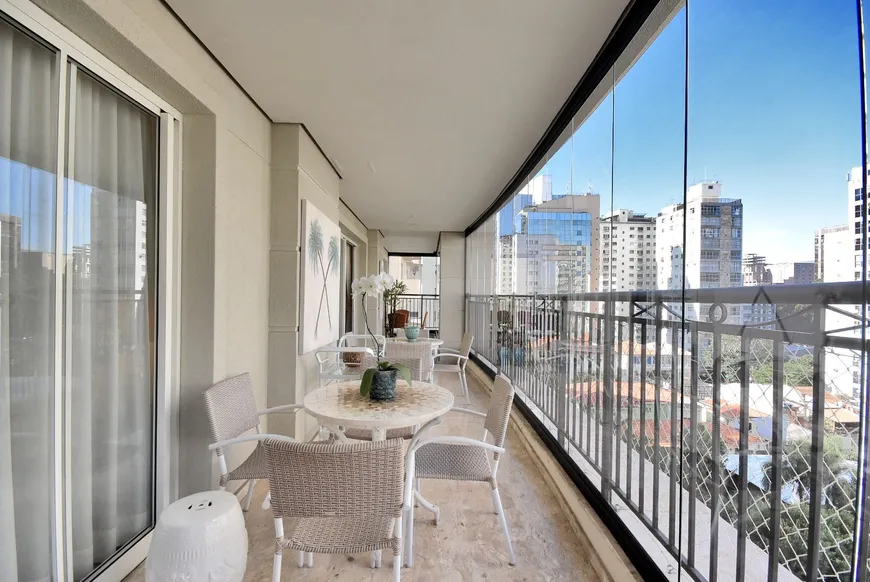 Foto 1 de Apartamento com 4 Quartos à venda, 367m² em Jardim América, São Paulo