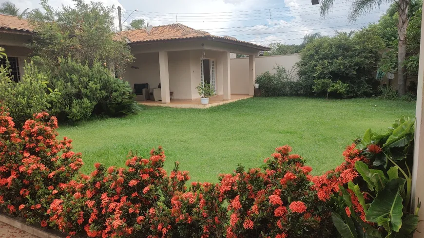 Foto 1 de Fazenda/Sítio com 3 Quartos à venda, 210m² em Chácara Boa Vista da Graminha, Limeira