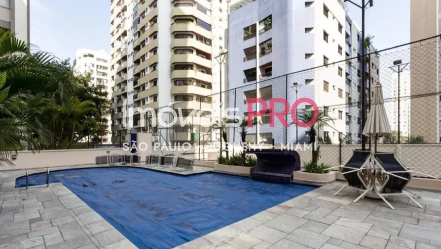 Foto 1 de Apartamento com 4 Quartos à venda, 145m² em Moema, São Paulo