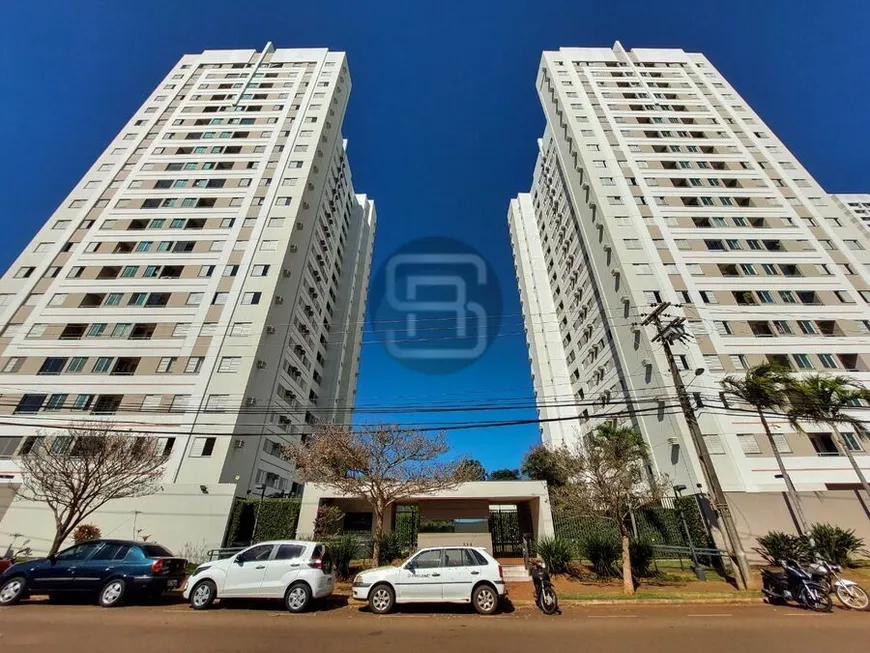 Foto 1 de Apartamento com 3 Quartos à venda, 63m² em Aurora, Londrina