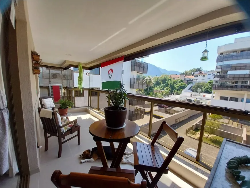 Foto 1 de Apartamento com 3 Quartos à venda, 90m² em Anil, Rio de Janeiro