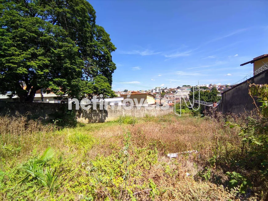 Foto 1 de Lote/Terreno à venda, 378m² em Jardim Balneário, Contagem