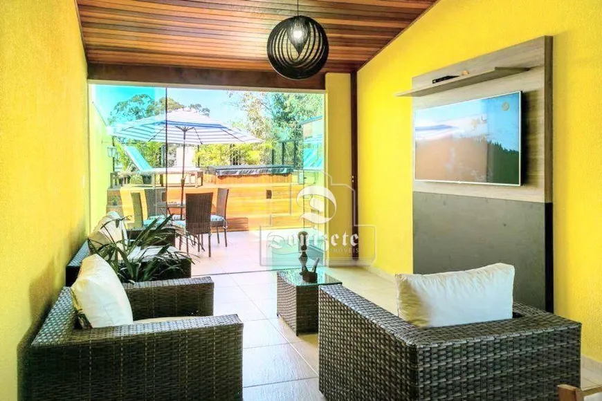 Foto 1 de Cobertura com 3 Quartos à venda, 200m² em Vila Lucinda, Santo André