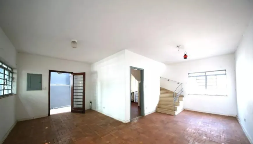 Foto 1 de Casa com 3 Quartos à venda, 250m² em Santo Amaro, São Paulo