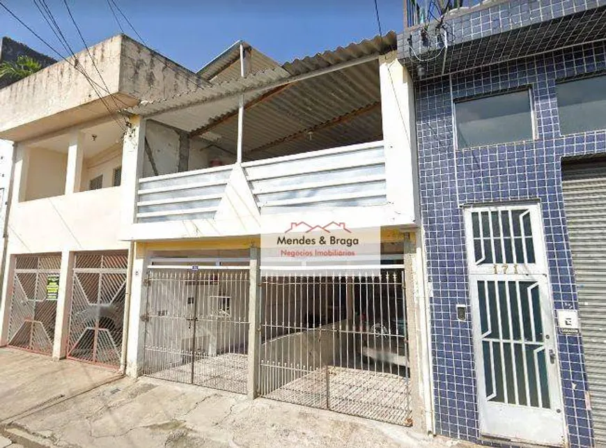 Foto 1 de Casa com 3 Quartos à venda, 217m² em Jardim Brasil, São Paulo