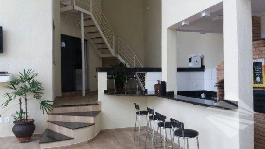 Foto 1 de Casa de Condomínio com 4 Quartos à venda, 336m² em Jardim Independência, Taubaté