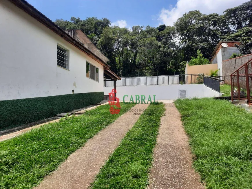 Foto 1 de Fazenda/Sítio com 4 Quartos à venda, 270m² em Jardim Joana D arc, São Paulo