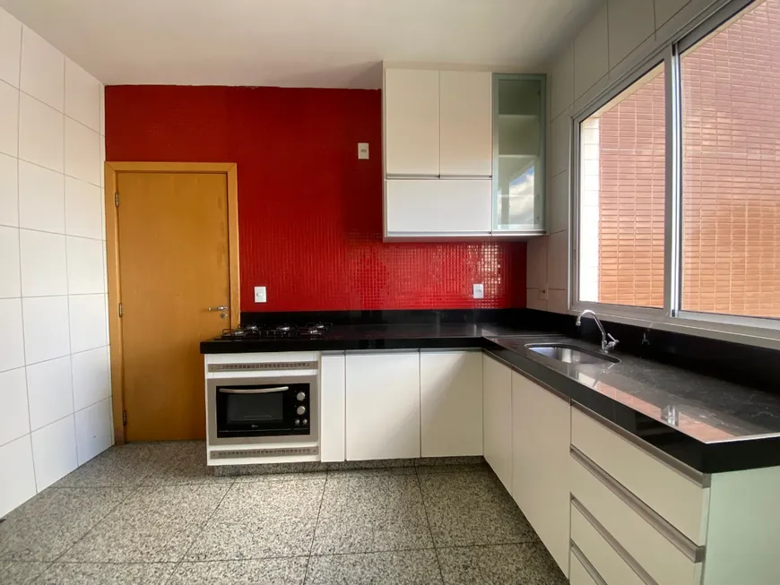 Foto 1 de Apartamento com 3 Quartos para alugar, 115m² em Castelo, Belo Horizonte