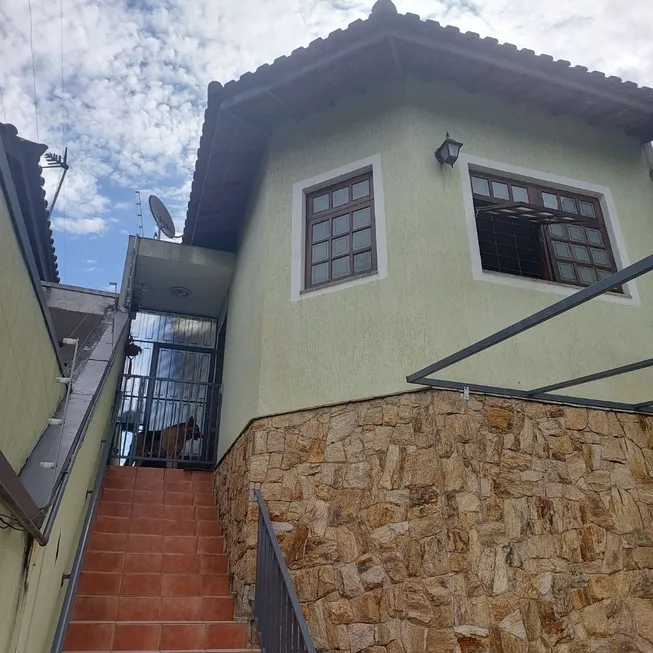 Foto 1 de Sobrado com 3 Quartos à venda, 130m² em Vila Pereira Barreto, São Paulo