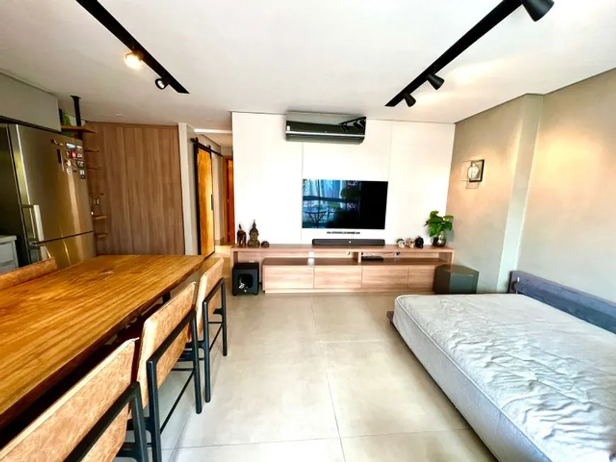 Foto 1 de Apartamento com 2 Quartos à venda, 70m² em Setor Oeste, Goiânia