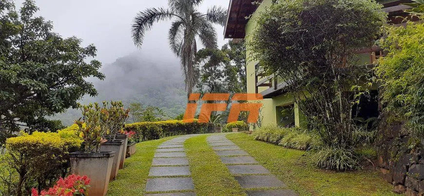Foto 1 de Casa de Condomínio com 3 Quartos à venda, 272m² em , Santo Antônio do Pinhal