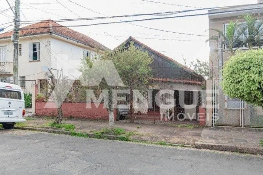 Foto 1 de Lote/Terreno à venda, 300m² em Jardim São Pedro, Porto Alegre