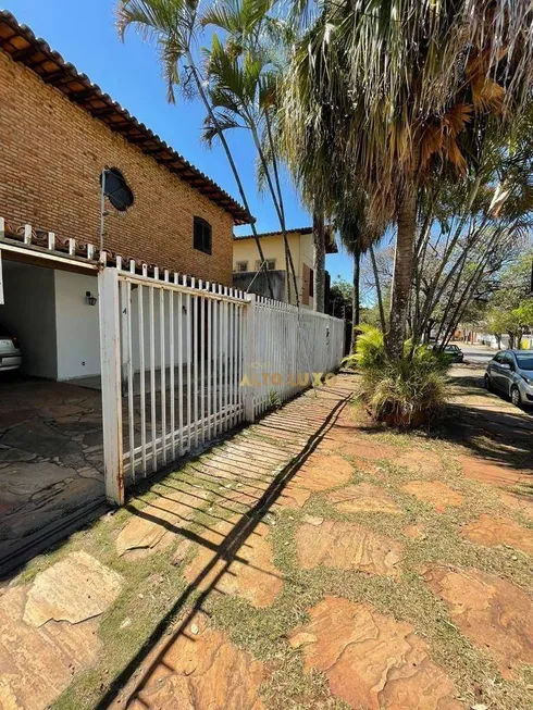 Foto 1 de Casa com 4 Quartos para alugar, 528m² em Belvedere, Belo Horizonte