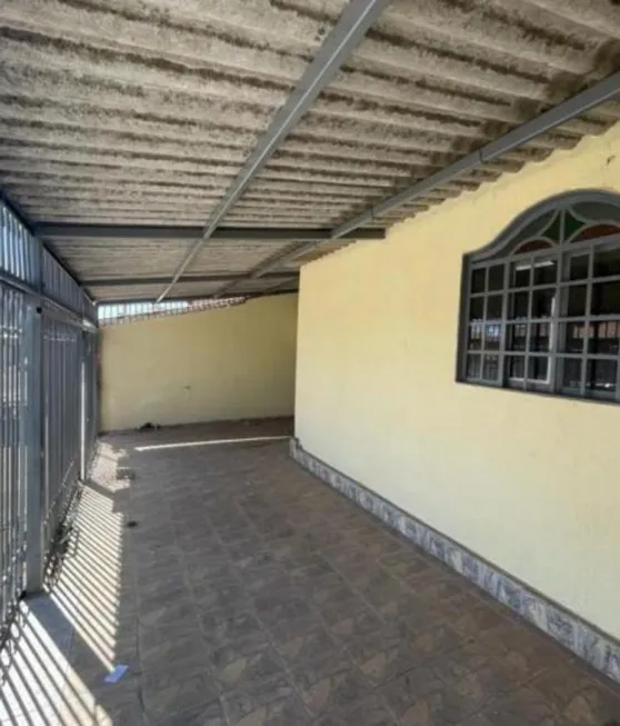 Foto 1 de Casa com 3 Quartos à venda, 200m² em Taguatinga Norte, Brasília