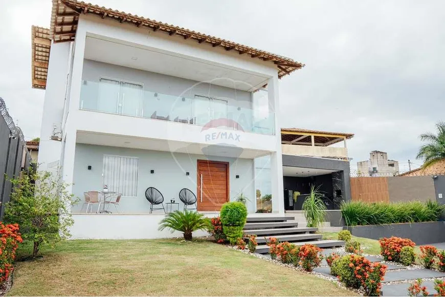 Foto 1 de Casa com 4 Quartos à venda, 216m² em , Itamaraju