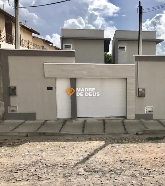 Foto 1 de Casa com 3 Quartos à venda, 135m² em Sapiranga, Fortaleza