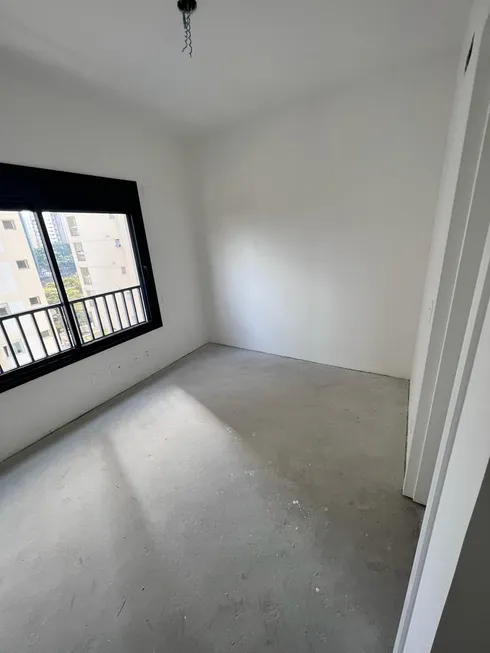 Foto 1 de Apartamento com 3 Quartos para alugar, 145m² em Itaim Bibi, São Paulo