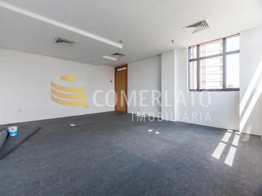 Foto 1 de Sala Comercial para alugar, 34m² em Moinhos de Vento, Porto Alegre