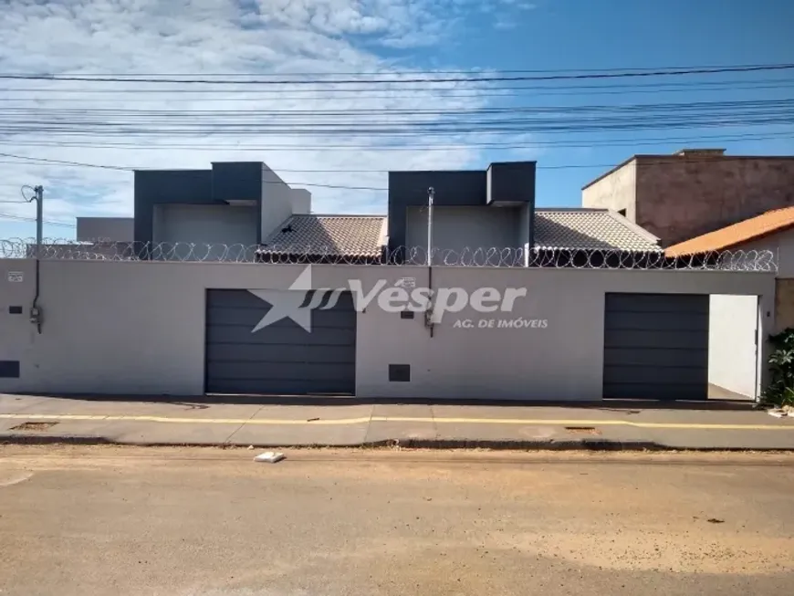 Foto 1 de Casa com 2 Quartos à venda, 77m² em Residencial Tuzimoto, Goiânia