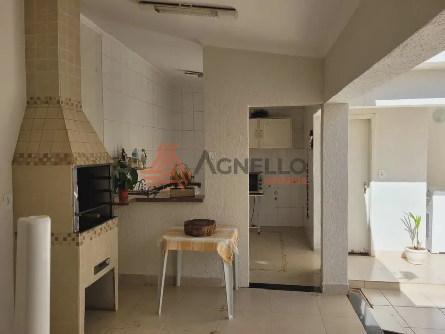 Foto 1 de Casa com 3 Quartos à venda, 194m² em São José, Franca