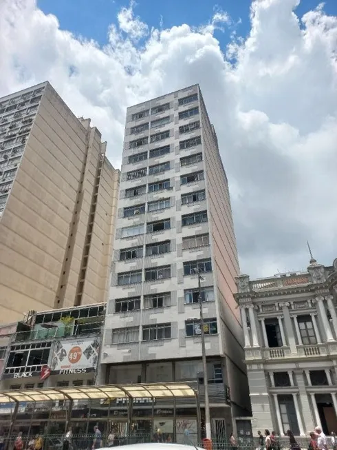 Foto 1 de Kitnet com 1 Quarto para alugar, 45m² em Centro, Juiz de Fora