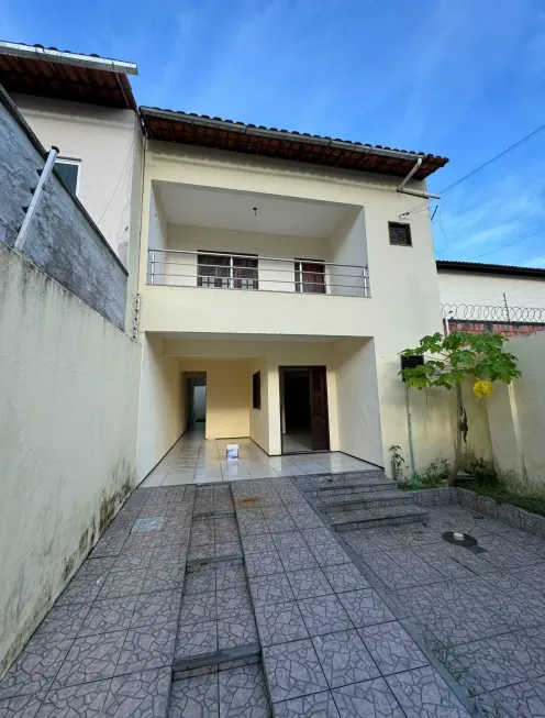 Foto 1 de Casa com 4 Quartos à venda, 150m² em Passaré, Fortaleza