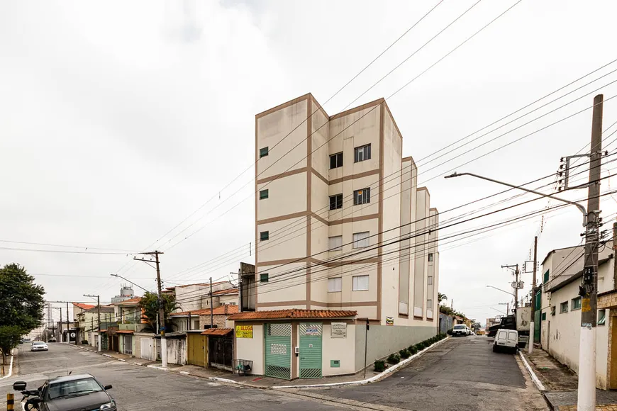 Foto 1 de Apartamento com 2 Quartos para alugar, 35m² em Vila Granada, São Paulo