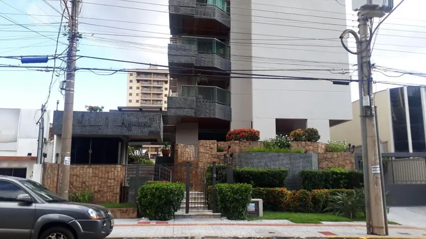 Foto 1 de Apartamento com 3 Quartos à venda, 241m² em Centro, Campo Grande