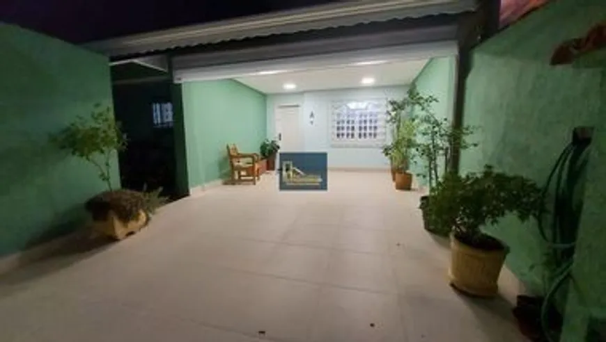 Foto 1 de Casa com 3 Quartos à venda, 147m² em Jardim do Sol, Taubaté