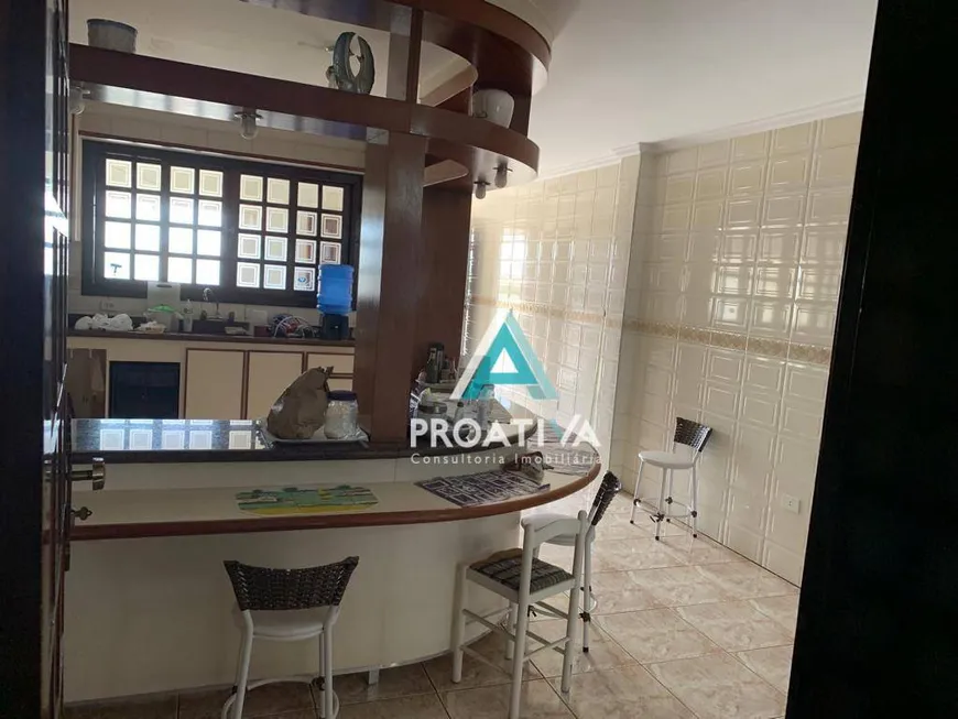 Foto 1 de Sobrado com 3 Quartos à venda, 570m² em Vila Curuçá, Santo André