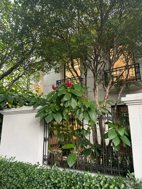 Foto 1 de com 3 Quartos à venda, 323m² em Jardim Paulistano, São Paulo