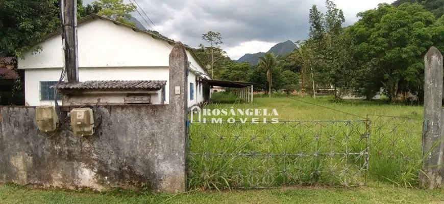 Foto 1 de Casa com 4 Quartos à venda, 800m² em Monte Olivete, Guapimirim