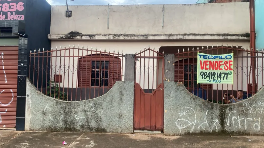 Foto 1 de Imóvel Comercial com 2 Quartos à venda, 150m² em Recanto das Emas, Brasília