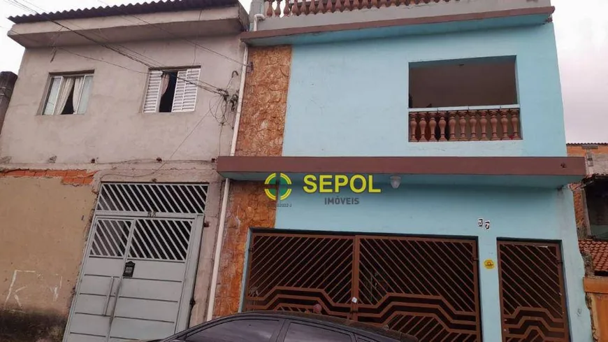 Foto 1 de Sobrado com 4 Quartos à venda, 200m² em Conjunto Habitacional Aguia de Haia, São Paulo